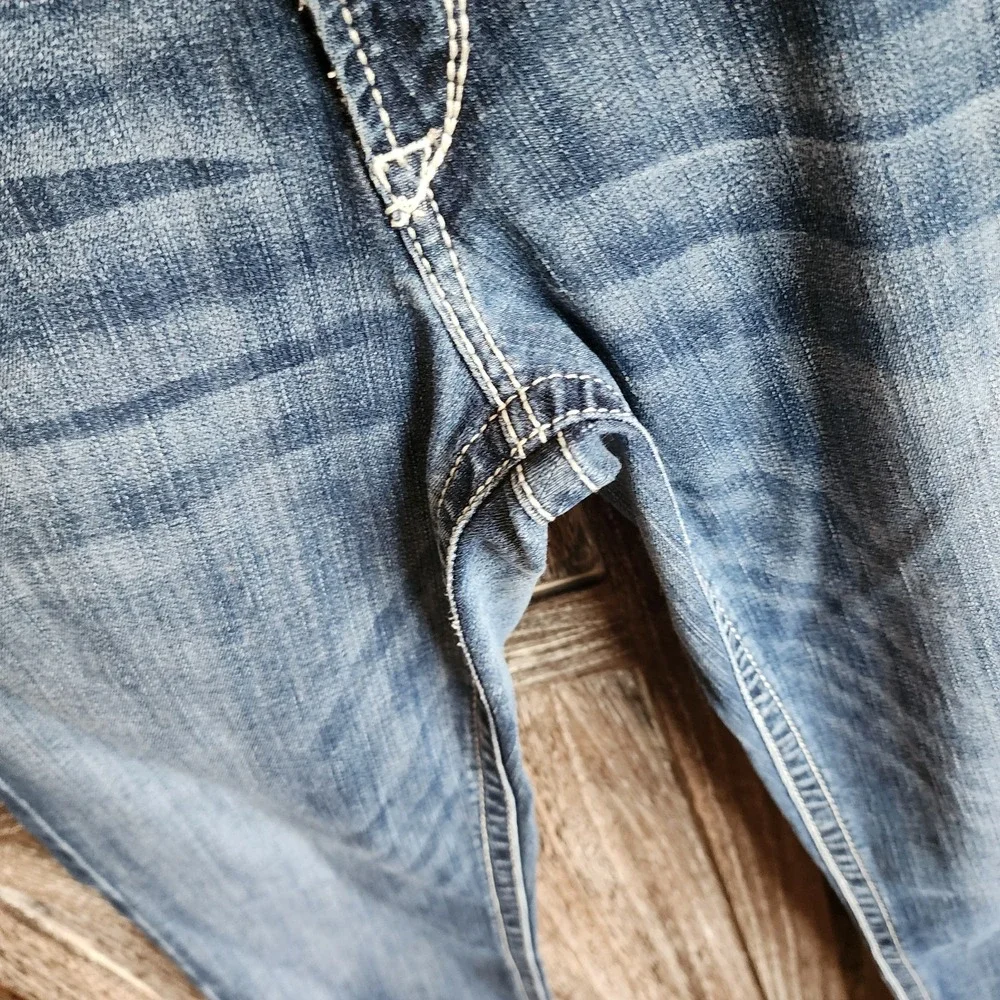 Ariat Jeans‎ Women's Size 31R x 32 REAL Denim Dresden Mid Rise Stretch Straight - Picture 2 of 10